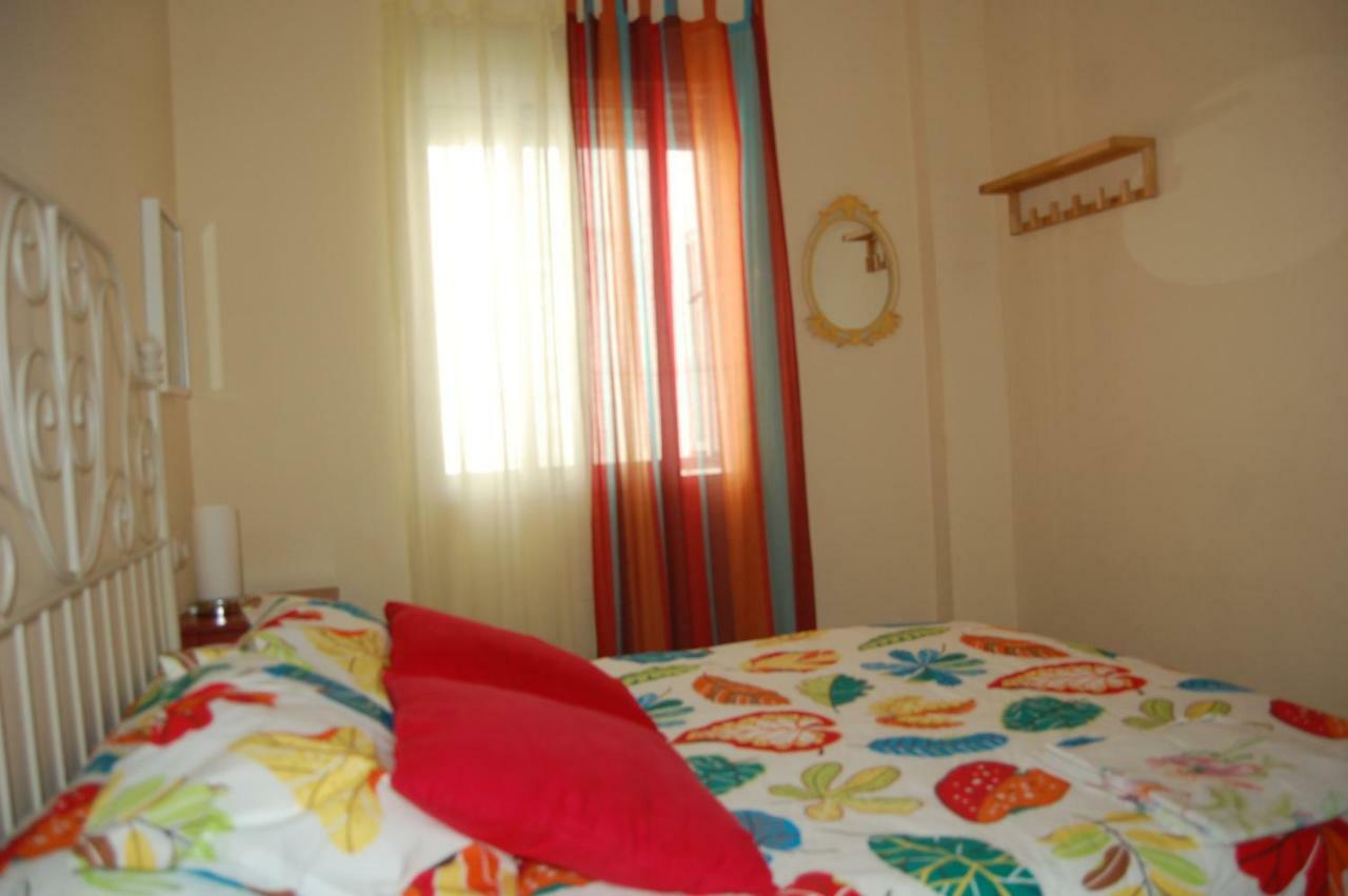 Apartamento Verde, Tranquilo, 2 D, Parking Opcional Sevilla Exteriér fotografie